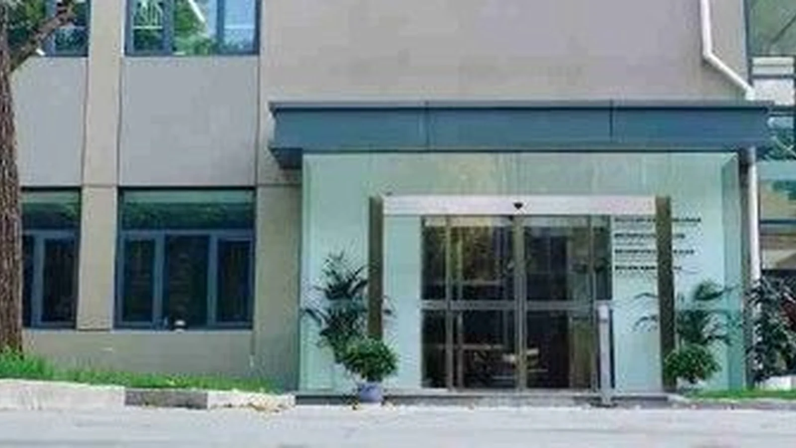 Building entrance at the Beijing environmental research laboratory